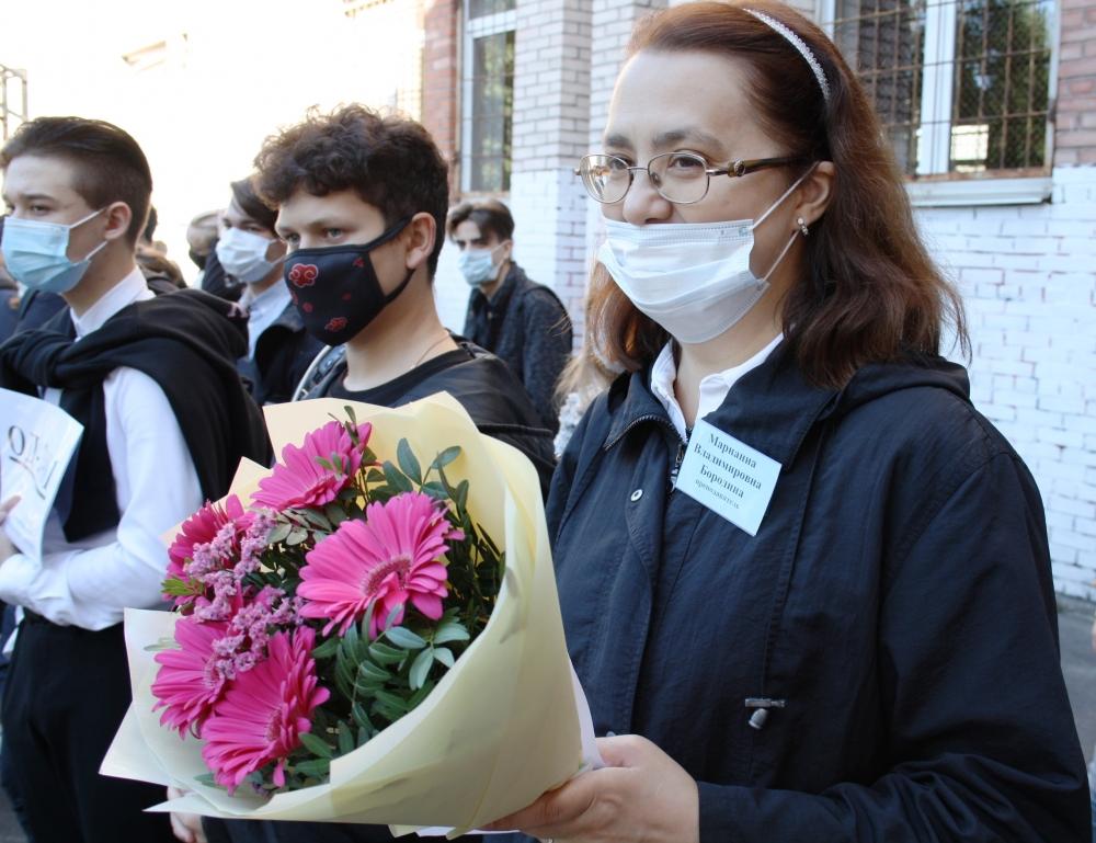 В Колледже бизнеса и технологий дан старт новому учебному году