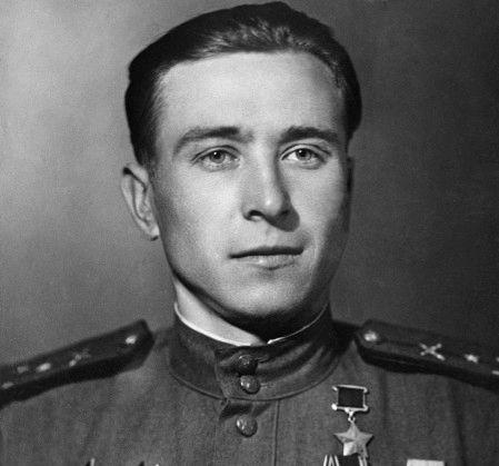 Герой Советского Союза Владимир Алхимов