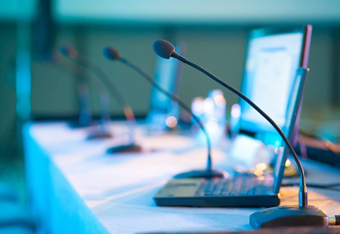 На&nbsp;конференции «Лингвистика дистанцирования: языки международного общения –&nbsp;новая парадигма»