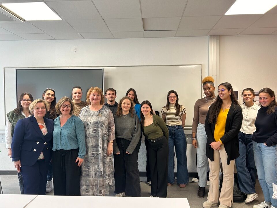 Делегация СПбГЭУ посетила Институт социальных наук города Лиона