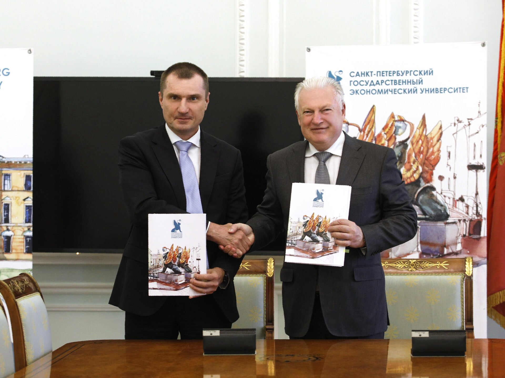 Подписание соглашения между СПбГЭУ и&nbsp;компанией «Газпром добыча Надым»