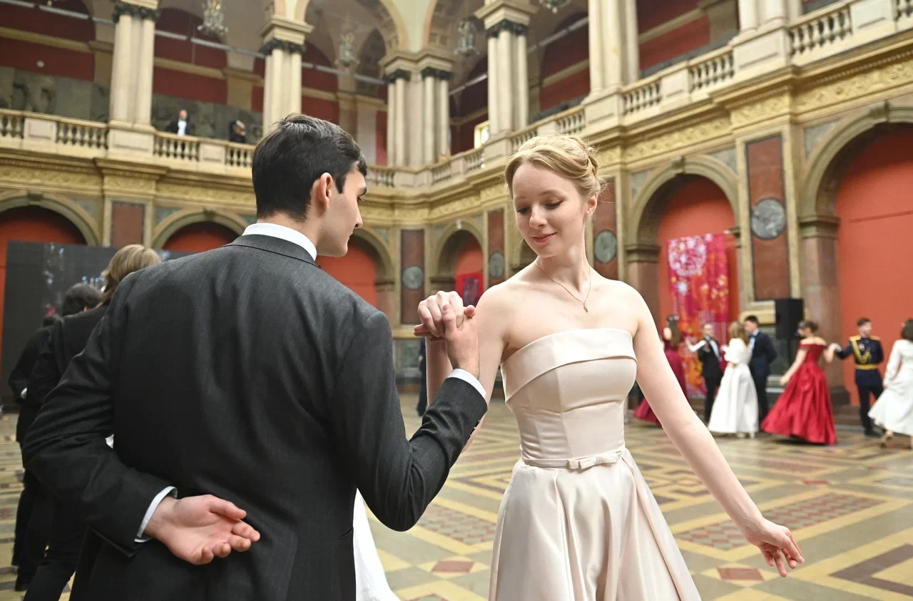 СПбГЭУ принял участие в&nbsp;Весеннем балу академистов