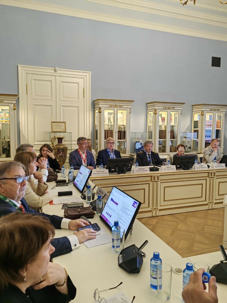 Выступление преподавателей кафедры ОЭТ и&nbsp;ИЭМ на&nbsp;IX&nbsp;Международном Невском форуме