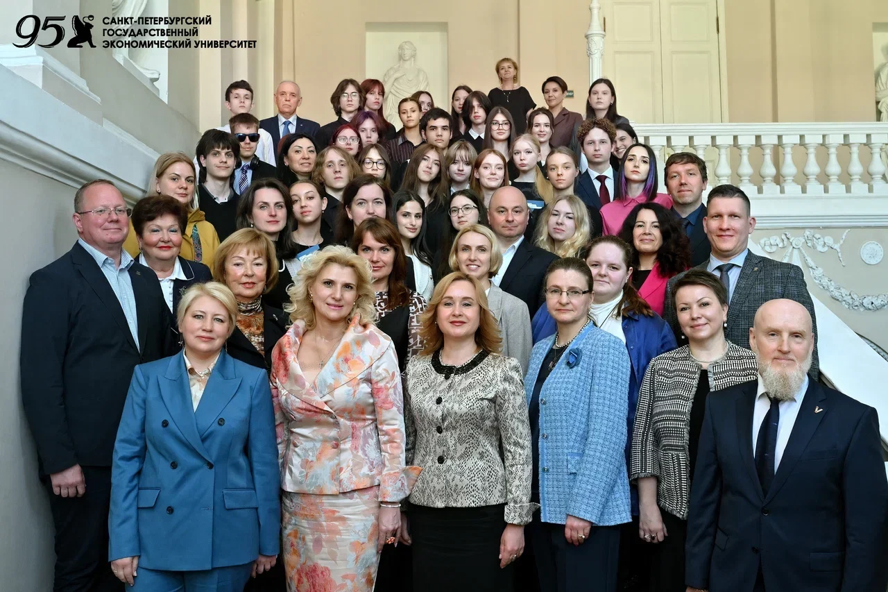 В&nbsp;СПбГЭУ подвели итоги проекта «Моя первая профессия»