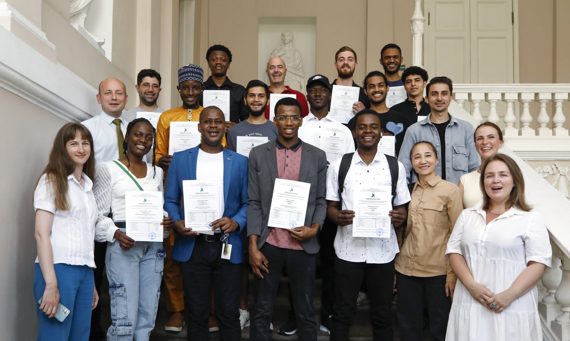 Выпускникам Подготовительного отделения для иностранных граждан вручили сертификаты