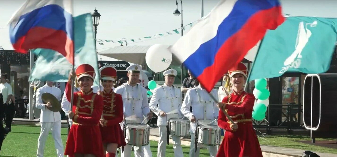 Телеканал «Город+»: репортаж с&nbsp;Гала-выпускного СПбГЭУ