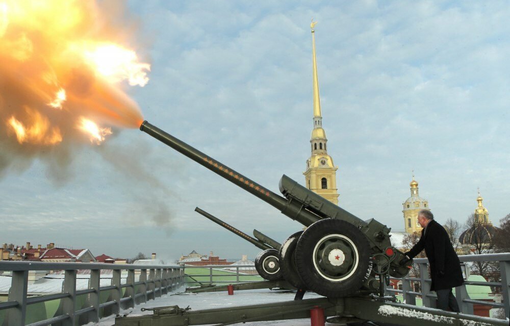 95-летие СПбГЭУ ознаменует выстрел из&nbsp;пушки Петропавловской крепости