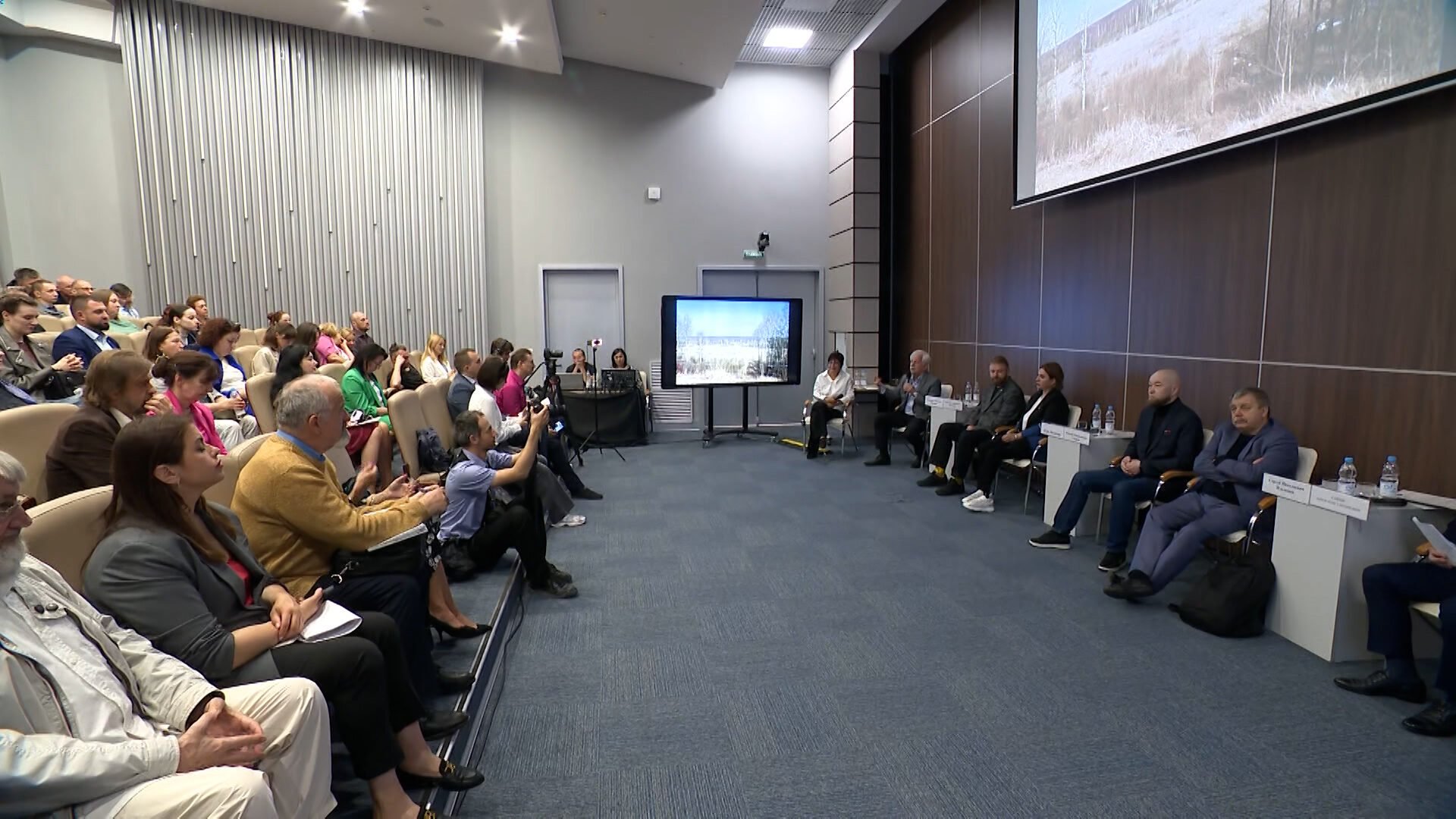 Панельная дискуссия «Культура для героев» в&nbsp;рамках форума объединенных культур