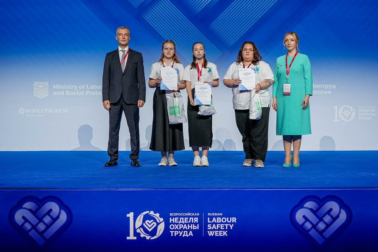 Команда СПбГЭУ —&nbsp;в&nbsp;числе победителей Молодежного дня ВНОТ-2025