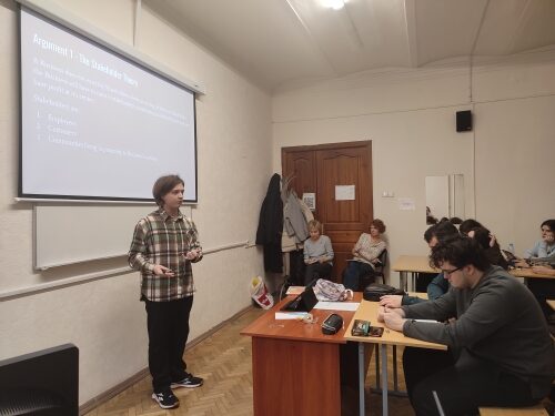 Открытое заседание клуба дебатов на&nbsp;английском языке