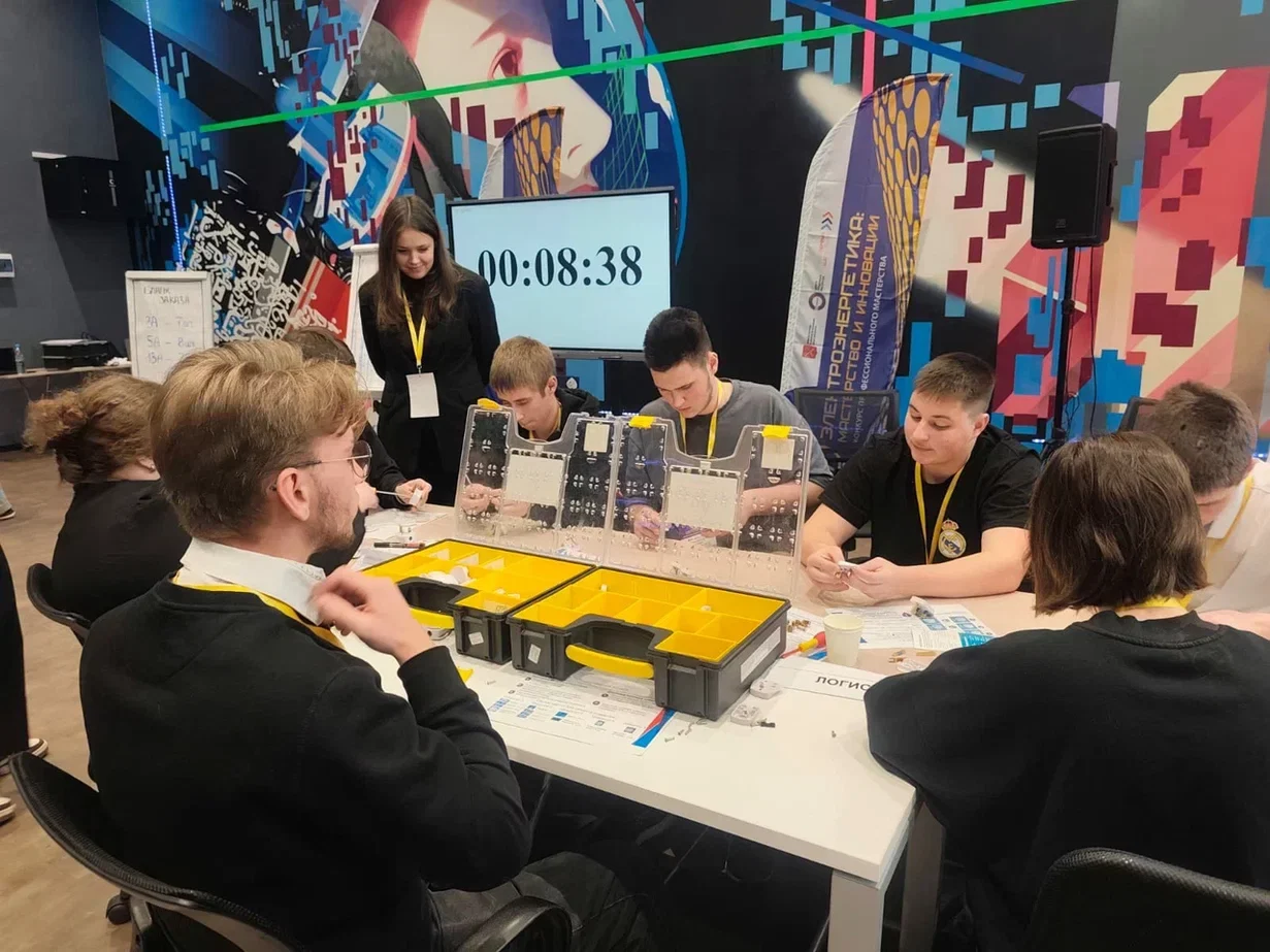 Студенты колледжа на&nbsp;конкурсе «Электроэнергетика: мастерство и&nbsp;инновации»