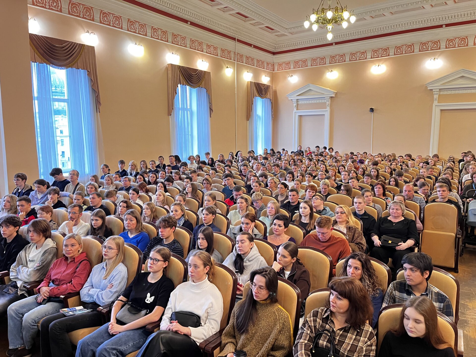 В&nbsp;СПбГЭУ прошел День открытых дверей