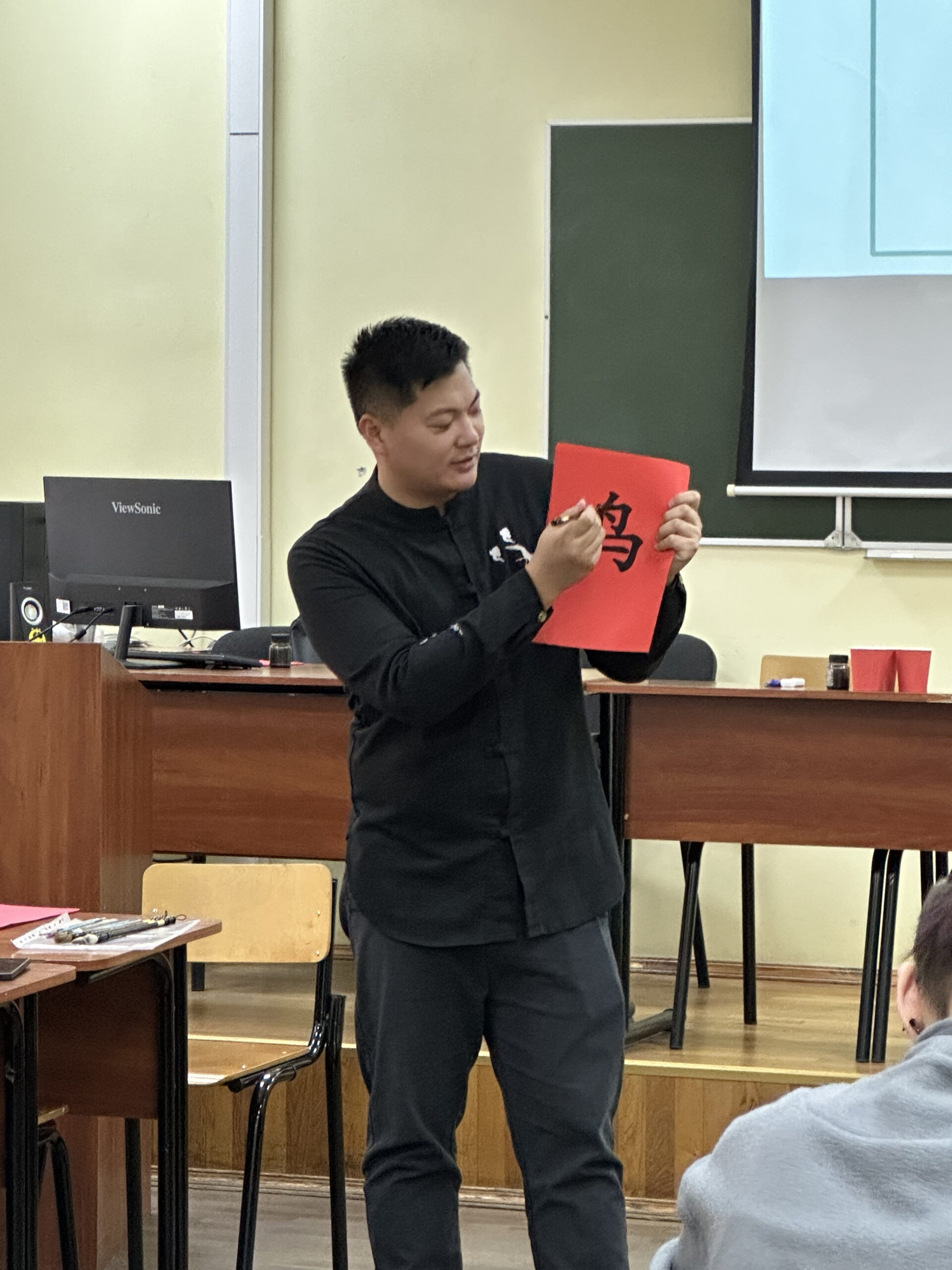 «Фестиваль профессий» открыл школьникам мир лингвистики и&nbsp;китайского языка