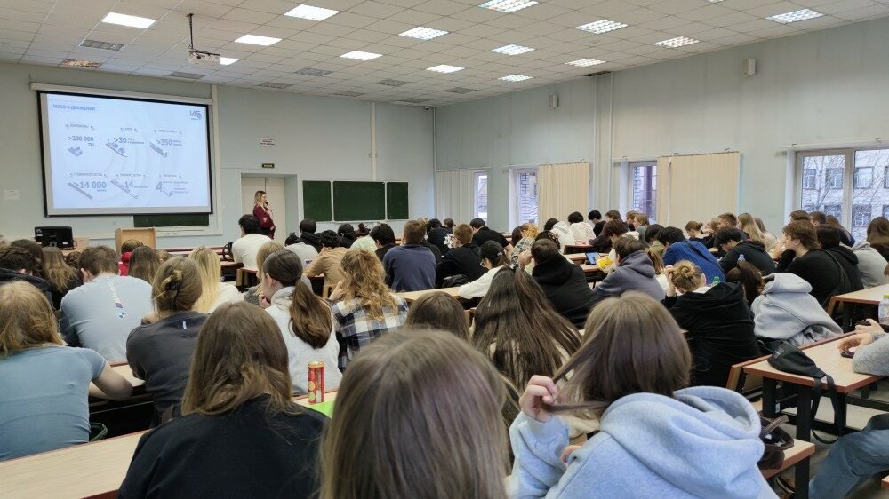 Интерактивная дискуссия с&nbsp;представителями транспортной группы FESCO