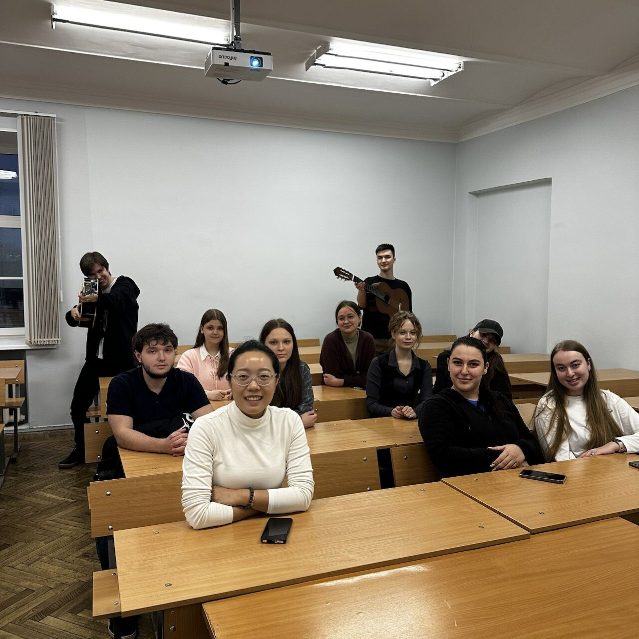 Первая встреча Музыкального клуба китайской песни