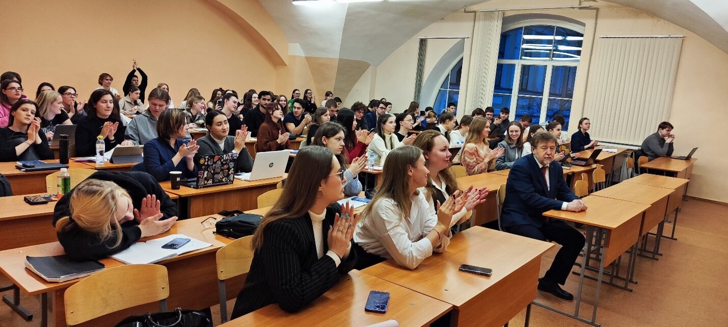 Студентам прочли лекцию на&nbsp;тему культуры безопасности и&nbsp;сохранения здоровья