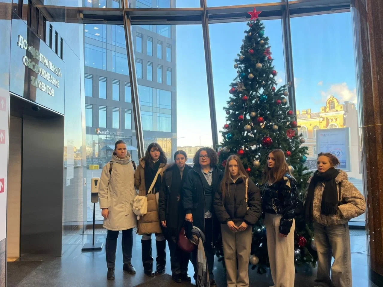 Студенты на&nbsp;экскурсии в&nbsp;БСПБ