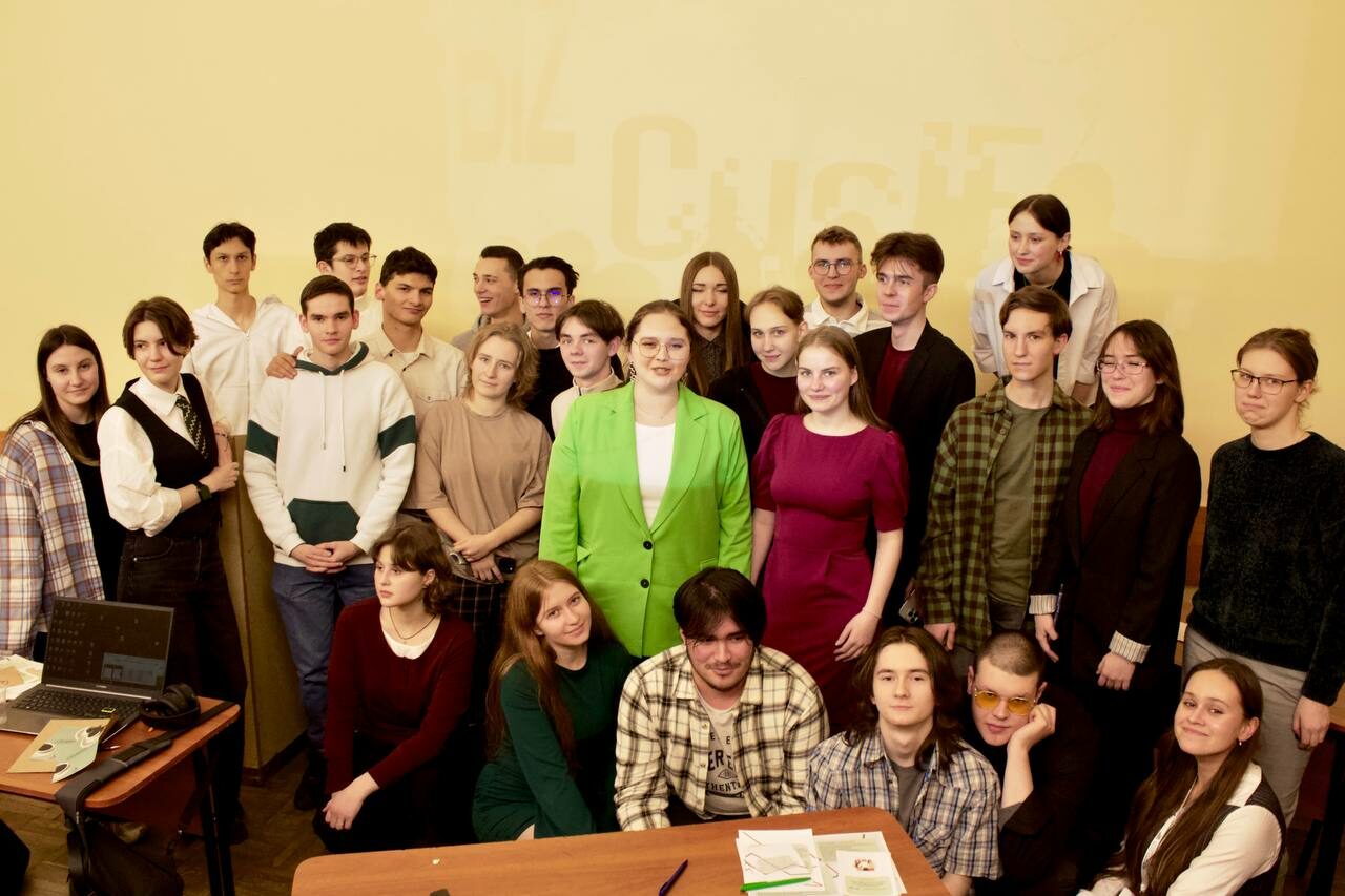 На&nbsp;факультете состоялась бизнес-игра «Biz Cycle Laaab»