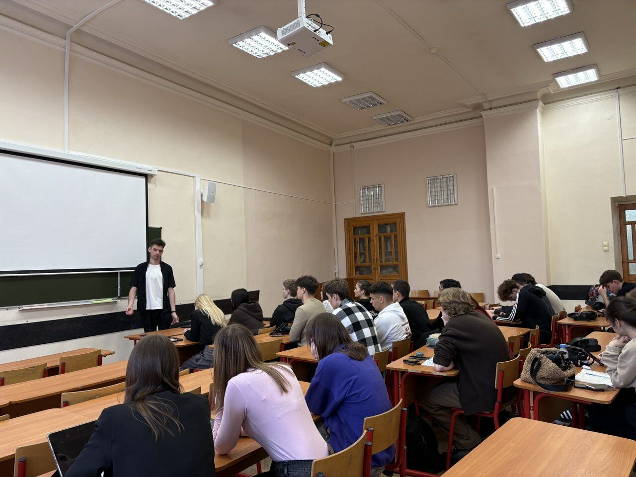 Со&nbsp;студентами обсудили участие в&nbsp;научных мероприятиях