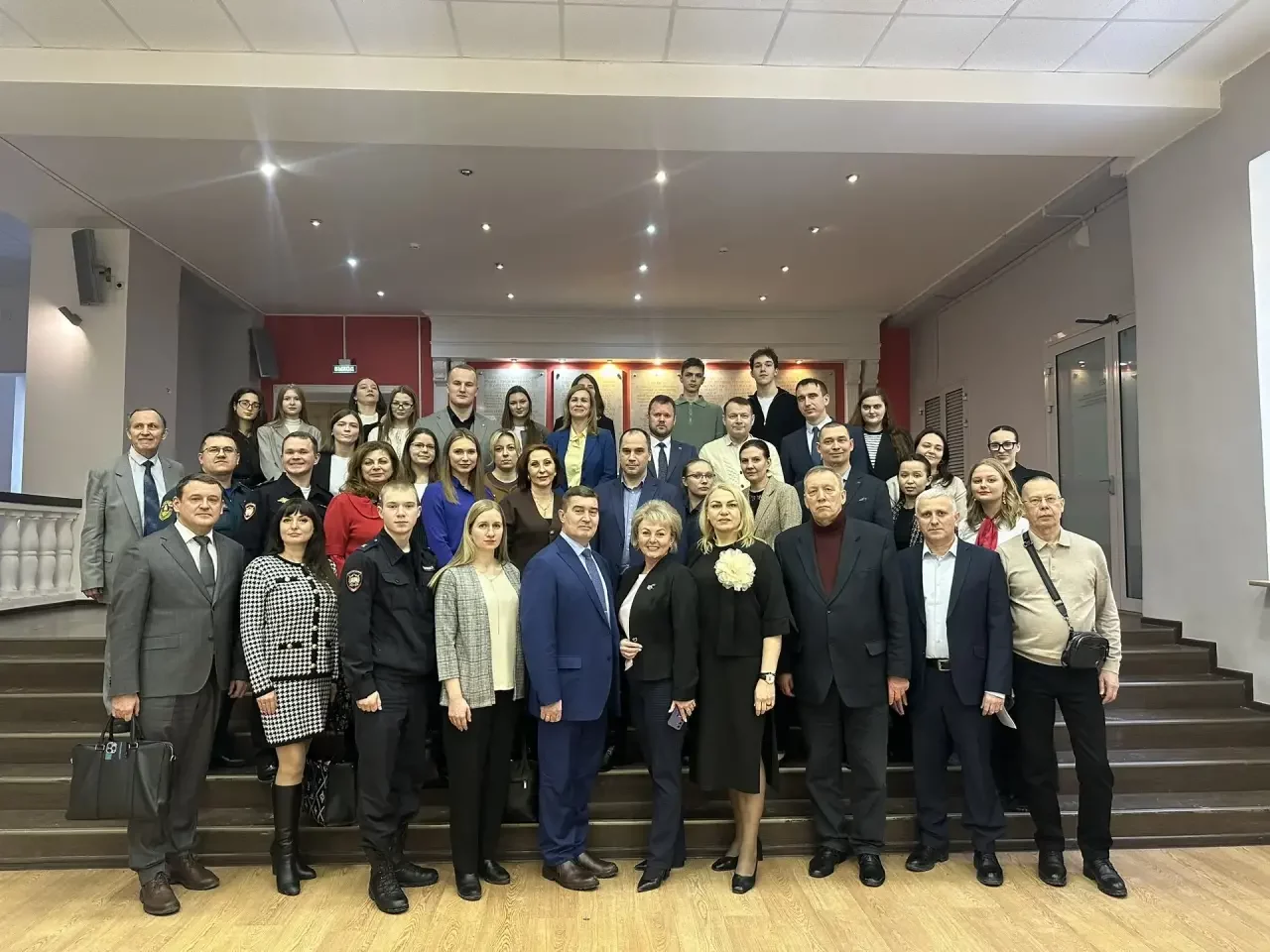 На&nbsp;круглом столе «Социально-незащищенные лица: правовая и&nbsp;социальная поддержка»