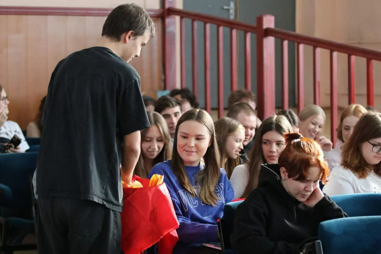 В&nbsp;колледже прошел концерт для милых дам