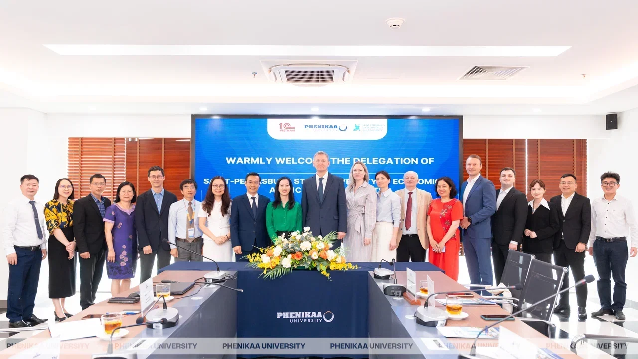 Участие делегации СПбГЭУ  в&nbsp;Российско-Вьетнамском экономическом форуме